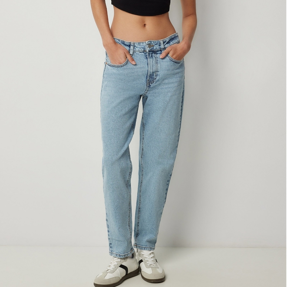 Ardene jeans mom regular‎ fit Light Blue Women's Jeans Size 5